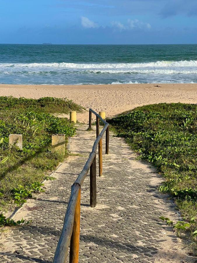 Bangalo De Madeira Em Condominio De Praia Camaçari Exterior foto